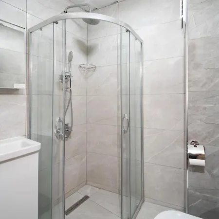 מלון Sultan Square 3*